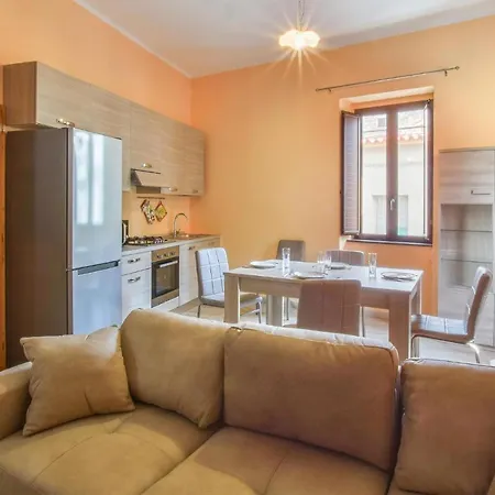 Apartamento 2 Bedroom Stunning In *